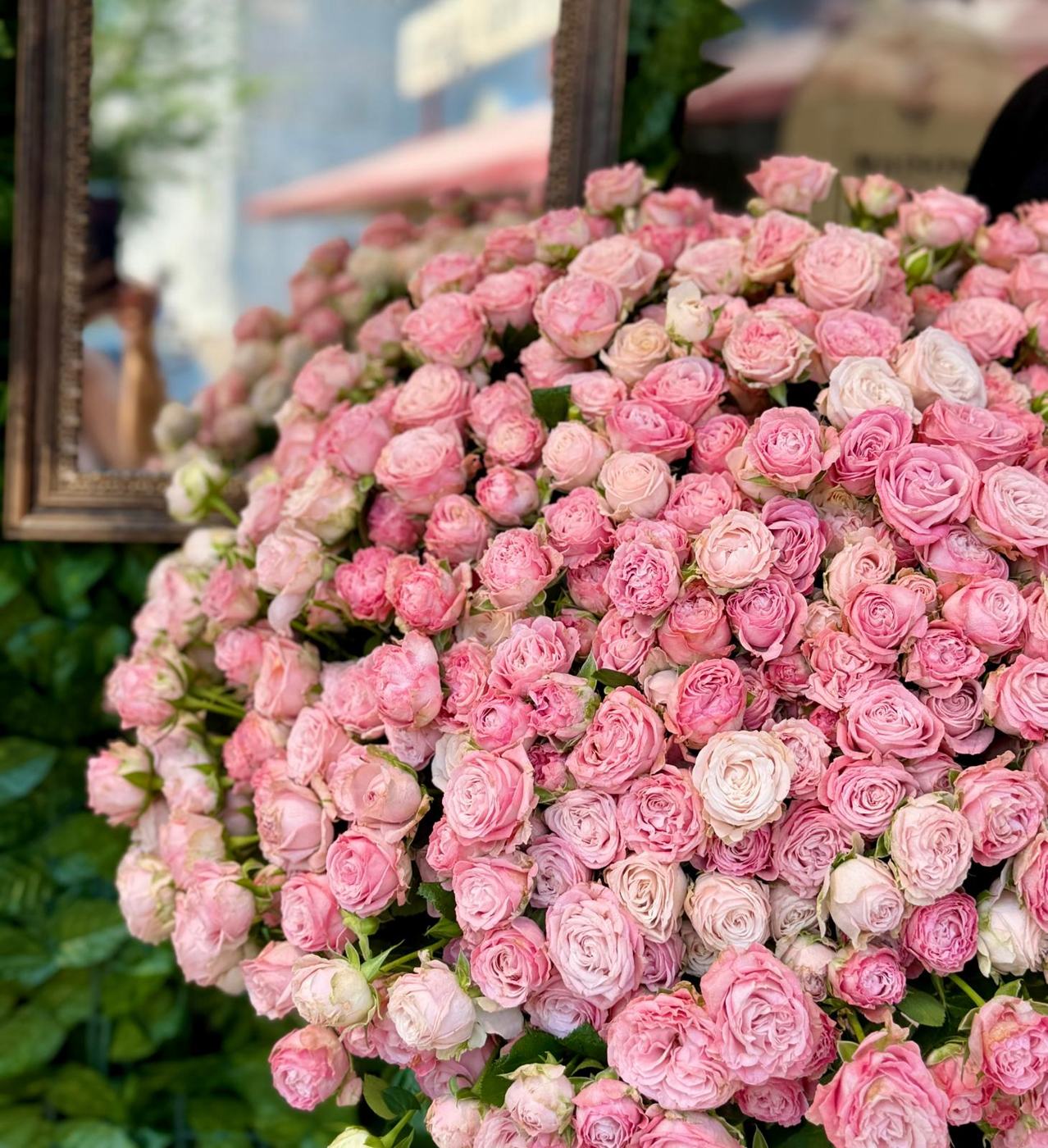 Buchetul 81 Mini Rose, Maison des Fleurs